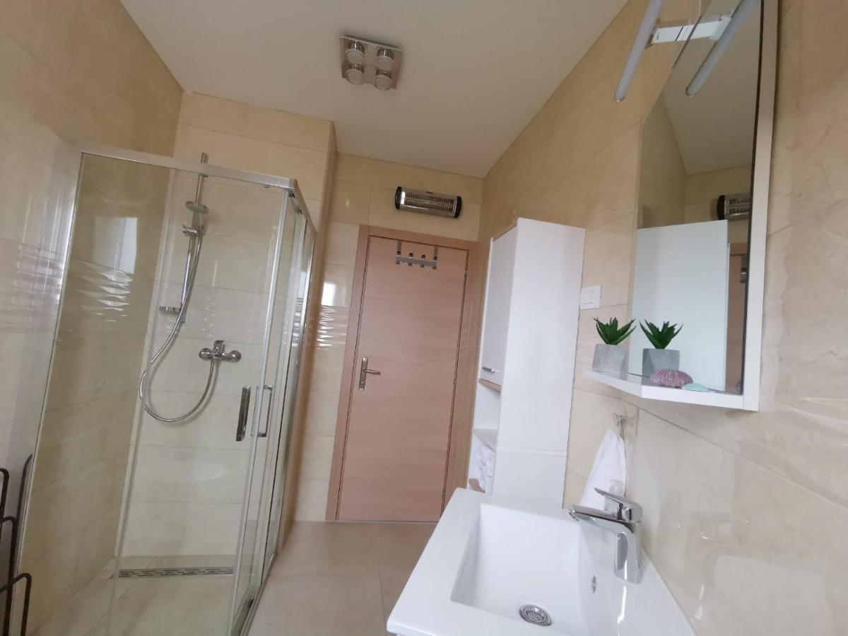 Ristovic Apartment Primosten Exterior photo